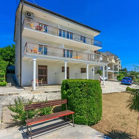 Laura Appartement *