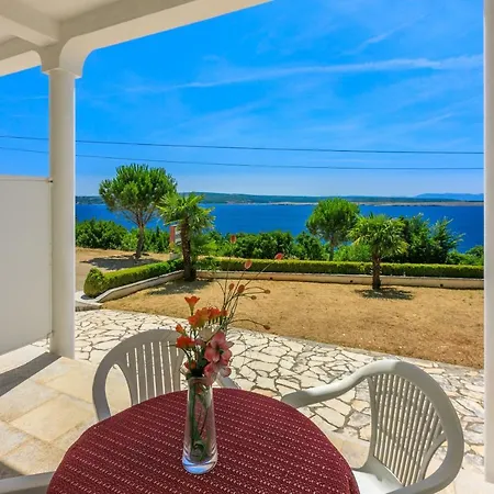 Apartman Laura *